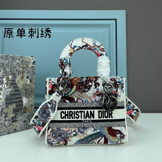 Dior Lady M8002 24x20x11cm  ww