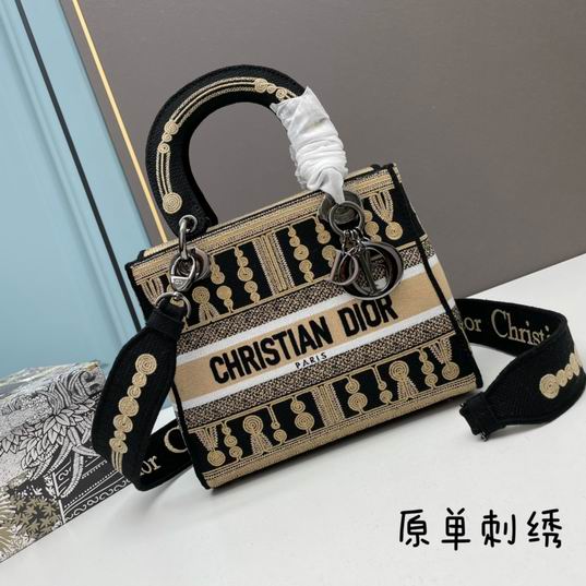 Dior Lady M8002 24x20x11cm ww1.