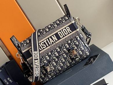 camp M9021 С23X15X8cm ��28X24X12cm WP