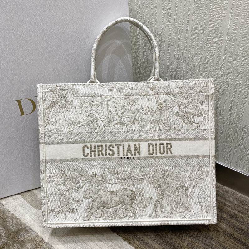 DIOR L42x18x35cm yz3