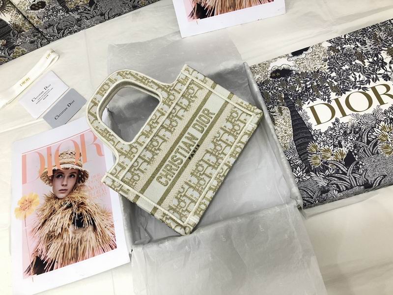 DIOR S5475 22.5x24x8cm yz