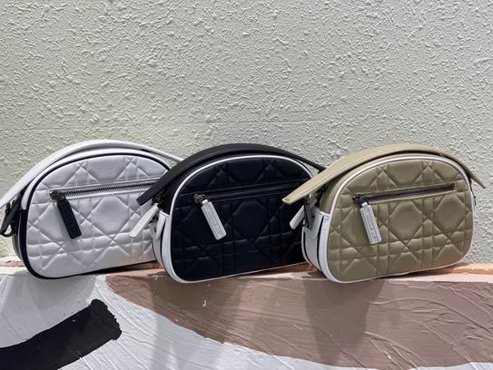 Dior��ʹ�� 22cm yz