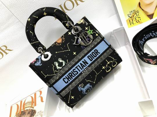 Dior Lady��������M0565 24x20x11cm wz