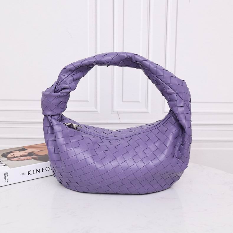 8810 22x15x8 cm dl09