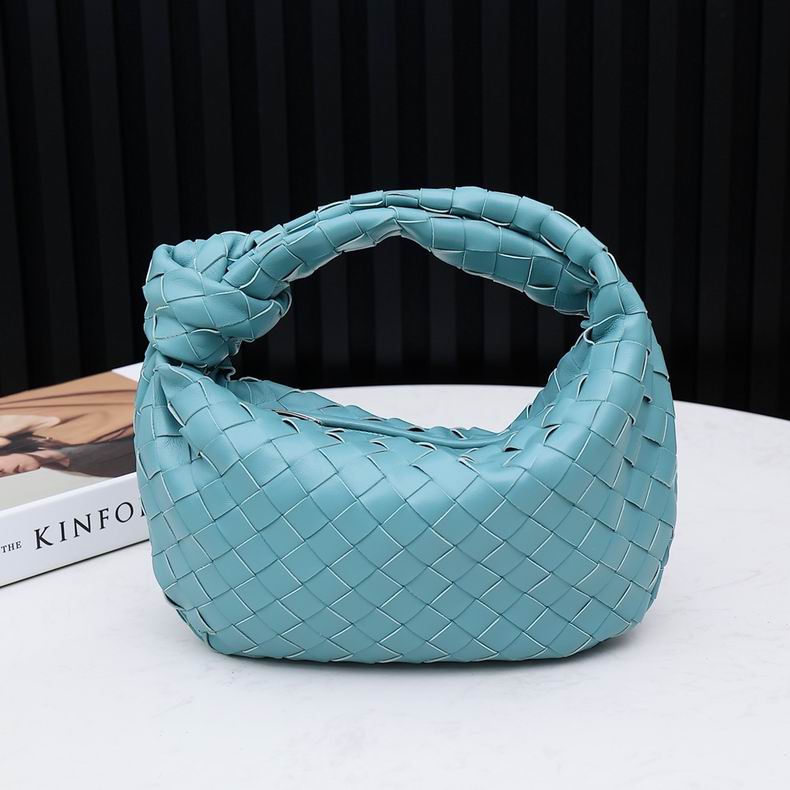 3485 28X23X8 cm dl22