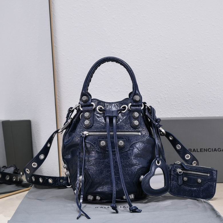 Balenciaga 30x23x17cm FY 2