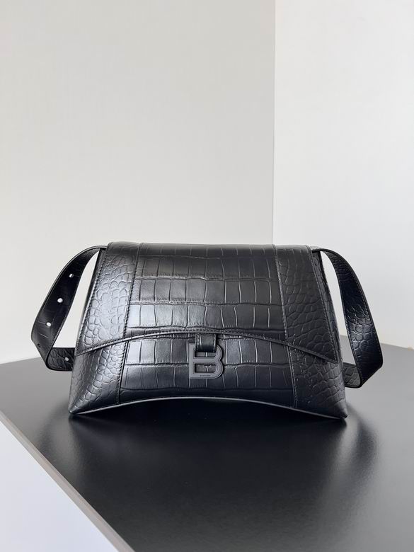 Downtown 30X11X18cm 061620 GY 2