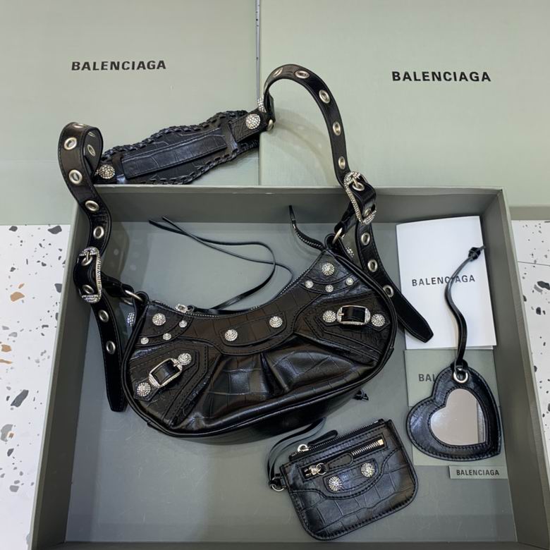 180607 26X12X6cm GY 12