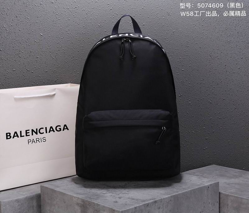 Balenciaga 5074609 XM1