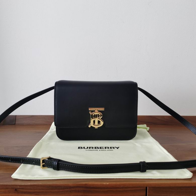 Burberry 21x16x6cm HQ 1