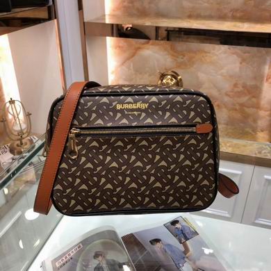 82368-4 23X16X6cm XM