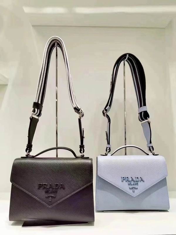 Saffiano Monochrome 1BD317 21x14x6 ap 15