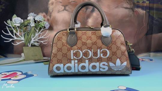 Gucci������� 28x17x9cm zy