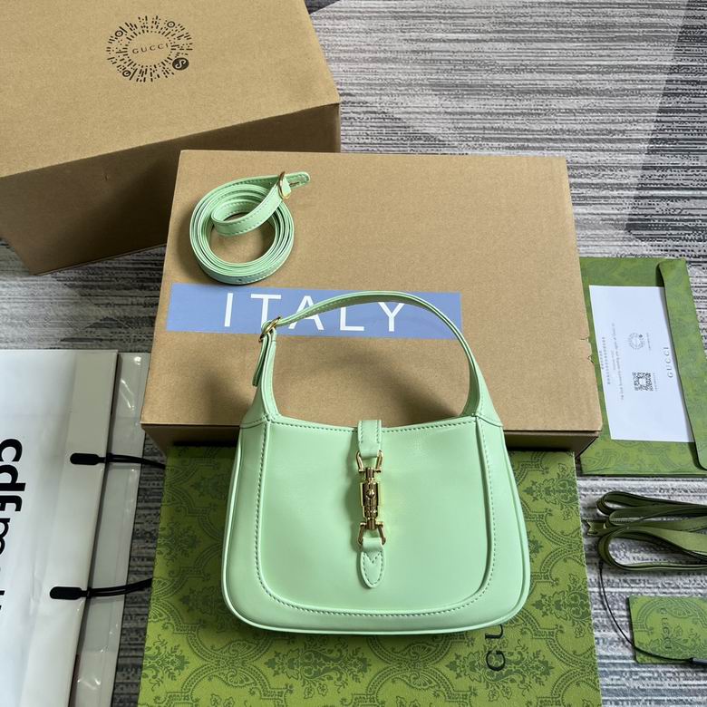 637091 19X13X3cm MP-1