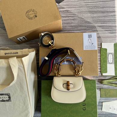 686864 17X12X7.5cm MP 10