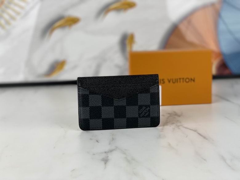 M60166 11X7X0.6cm YG 6