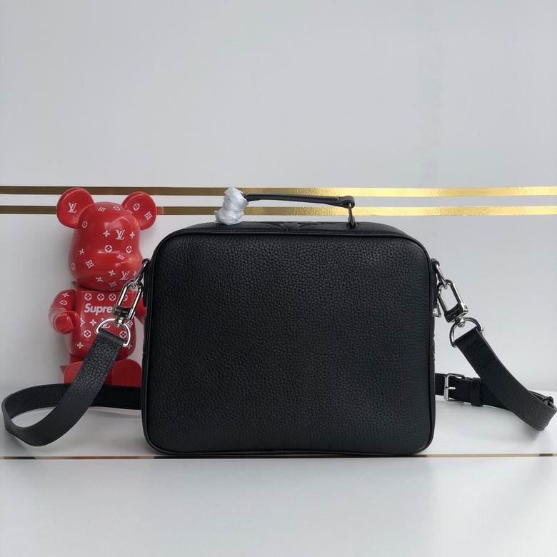 Fight Case m57287 26X20X6 CY Messenger