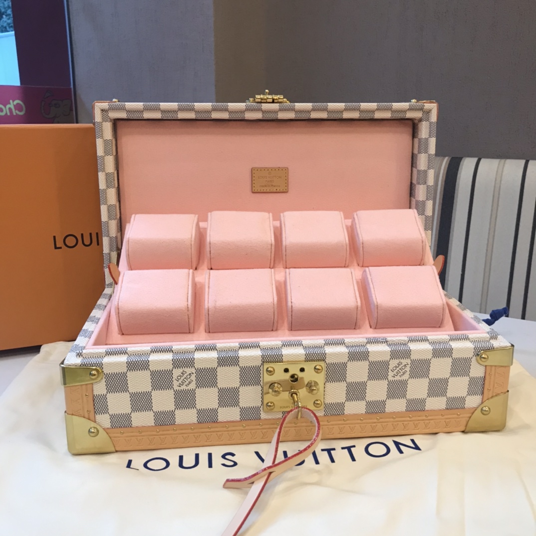 LV case 34x18x11cm QS
