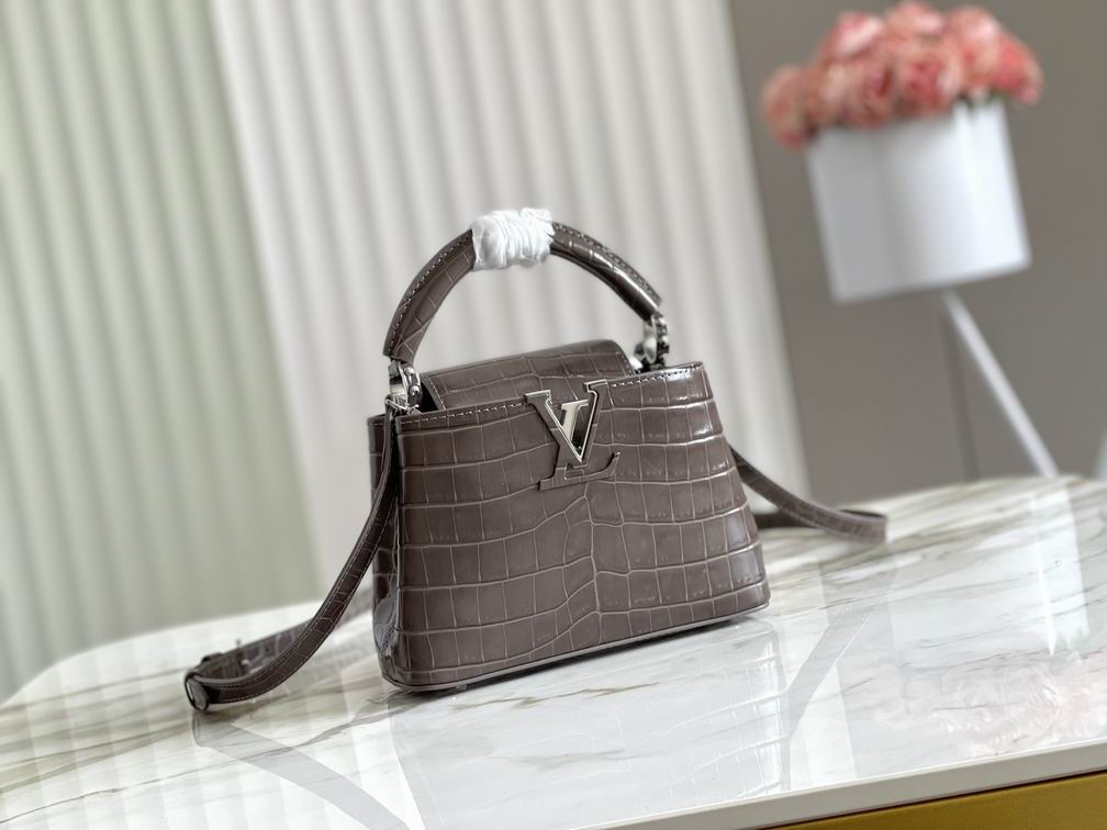 Capucines N94227 M48865���������21x14x8cm gf