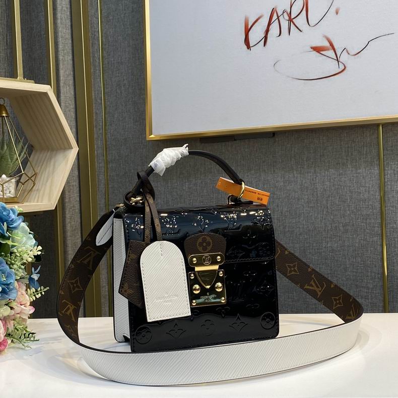 Spring Street M90376 17.5x16x8.5cm gf02