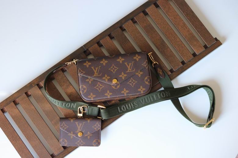 Multi Pochette Felicie M80091 17x9.6x3.5 AK