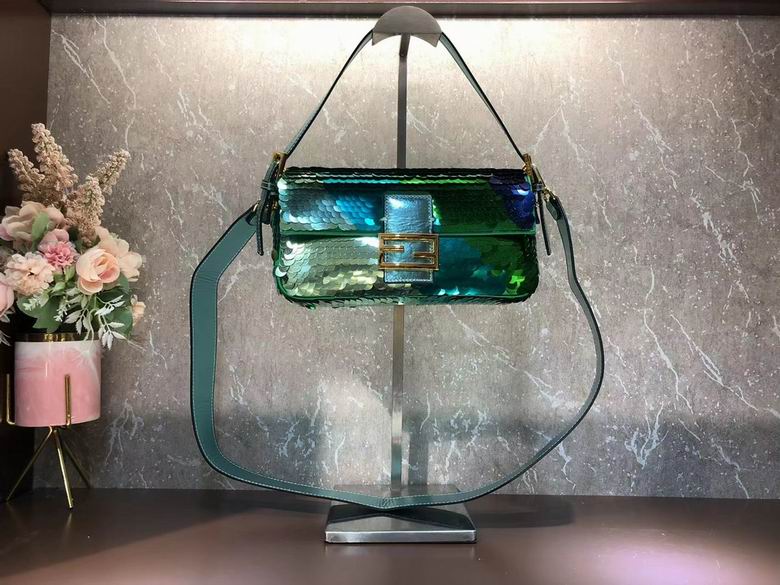 0588 28x13.5x6cm CN 1