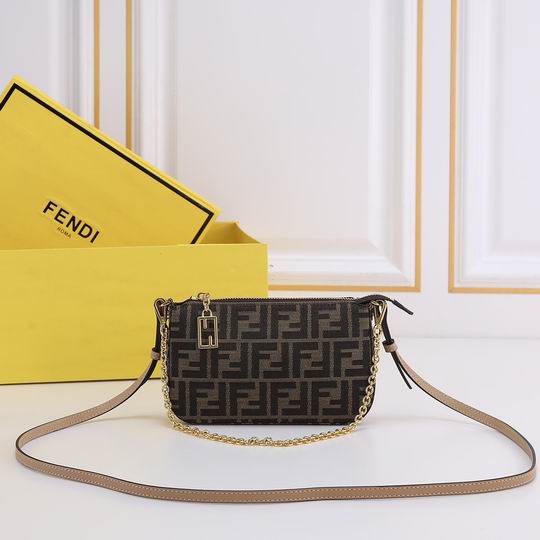 Fendi Baguette 20x13x3cm ww