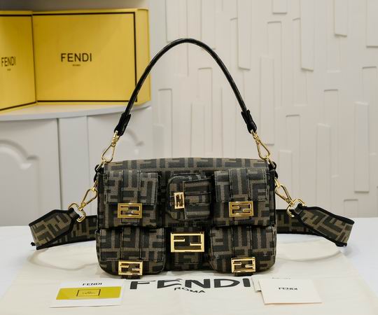 Fendi Baguette 680216 27cm ww