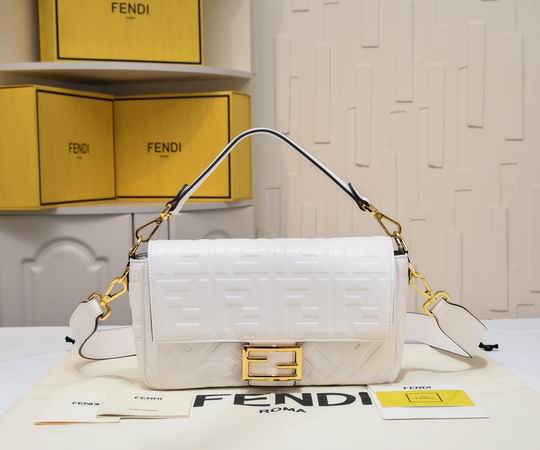 Fendi 3314 26x5x15cm ww