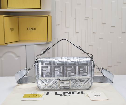 Fendi 6608 26x5x15cm ww