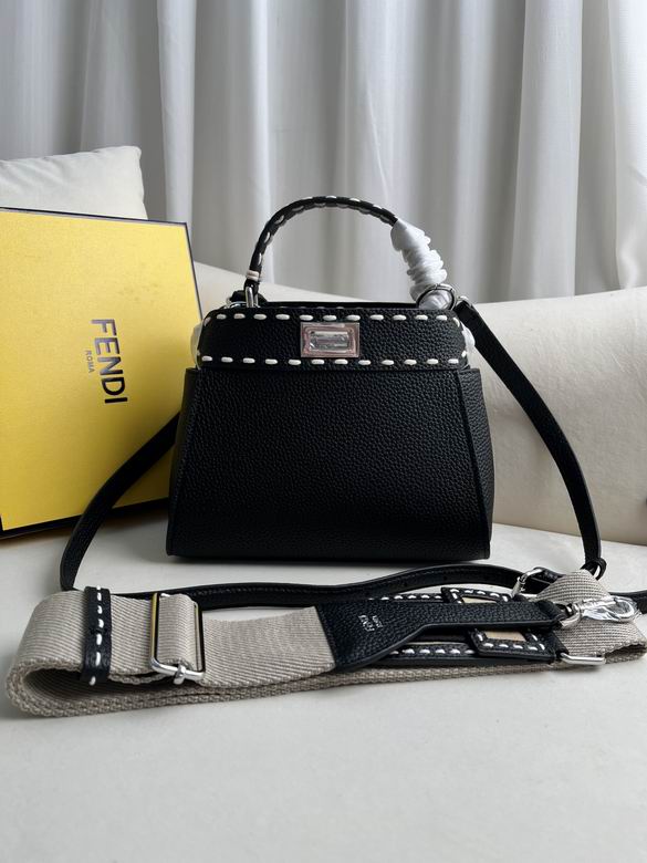 8BN244 23X11X18cm YG