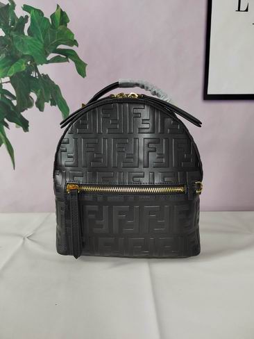 Fendi 8BZ038 25x21x10cm zy