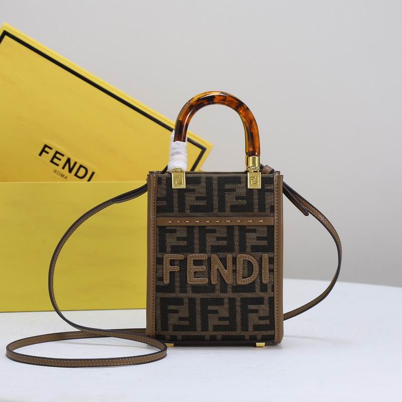 Fendi 7712��ɫ14.5x6x18cm ww