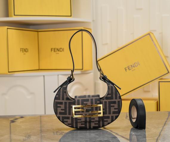 Fendi Cookie 7738 22x17x4.5cm ww