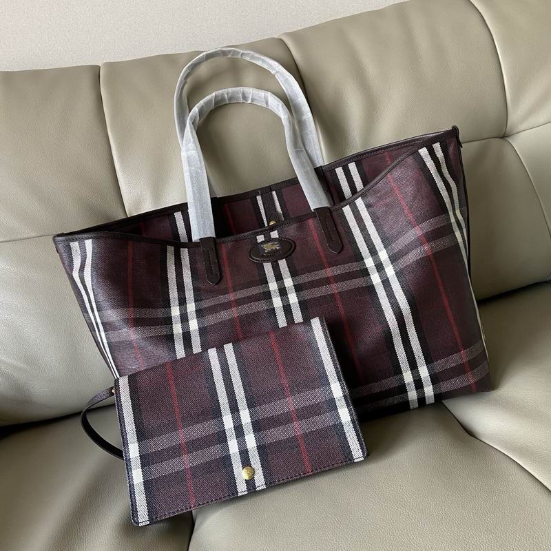 Burberry 38x16.5x28cm HQ 1