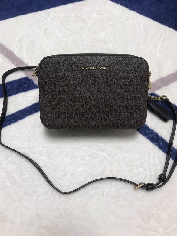 24X16X6cm 041410 EY 2