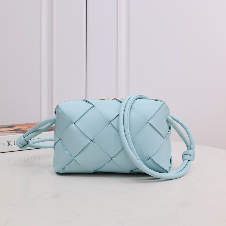 2240-1 22X14.5X7.5cm EL 10