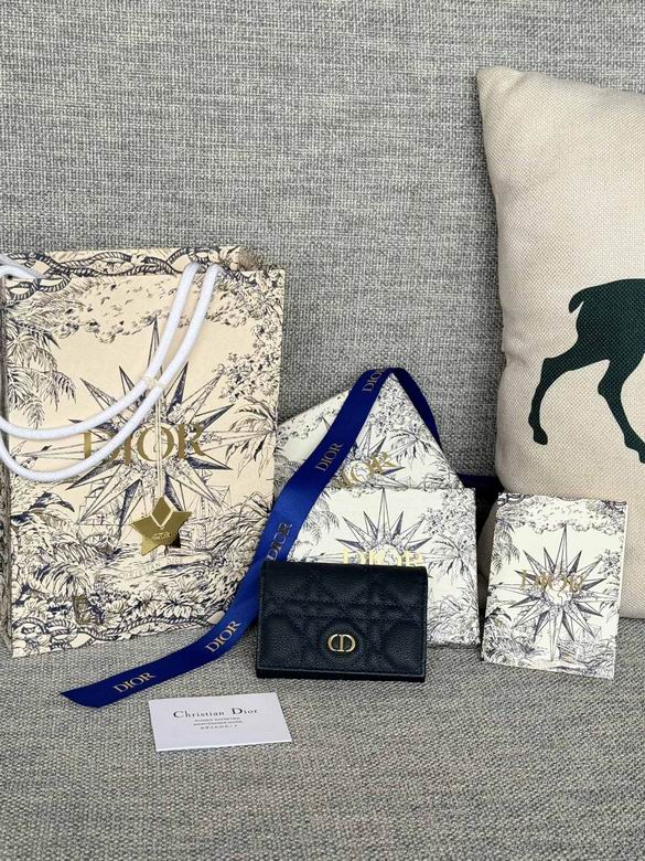 S5132UWHC_M30G 11X7.5X2.5cm YG 1