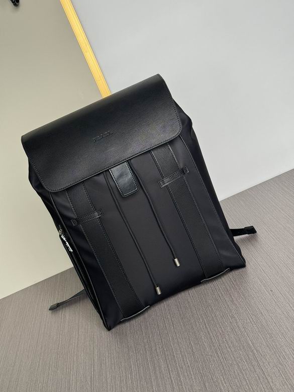 8889 43X28X14cm XM 1