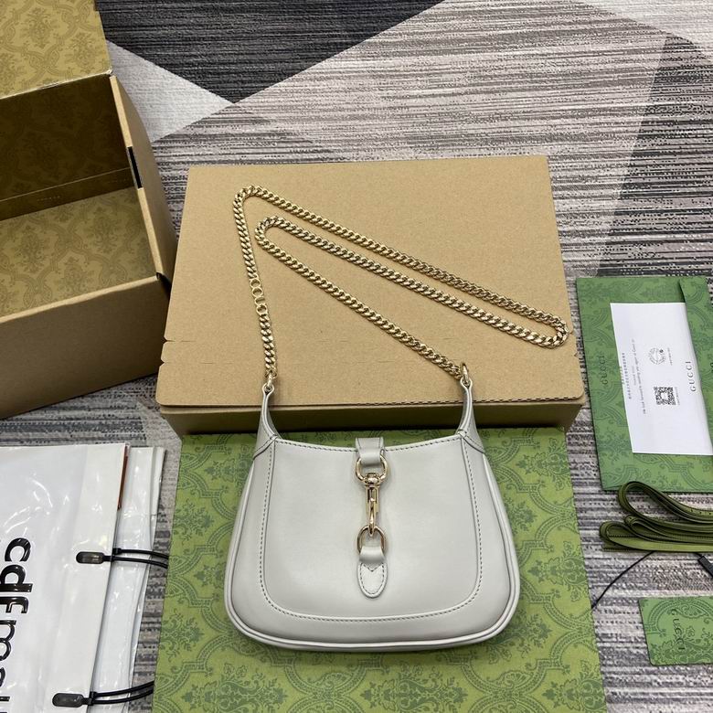 782889 19.5X18X3.5cm MP 4ɫ