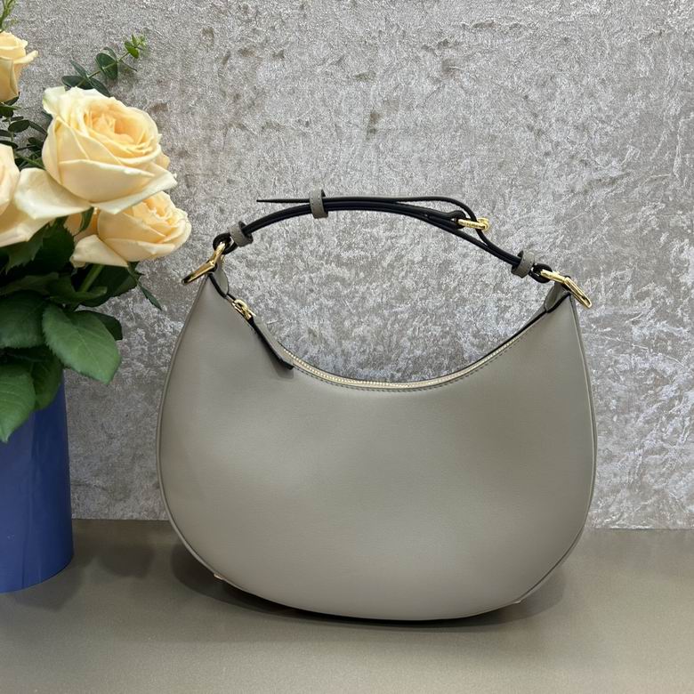 7014 29X24.5X10cm H 3