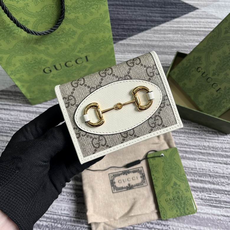 621887 8.5X11X3cm MP 2