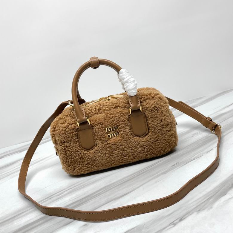 5BB142 22X10.5X7.5cm H 3ɫ