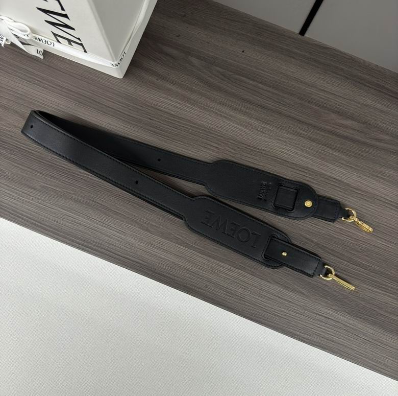 652436 143X4.5cm SS 3