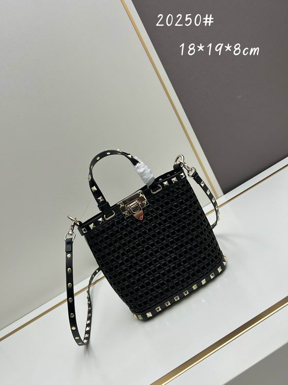 Rockstud 20250 18X19X8cm XMY 3ɫ