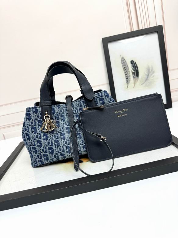 Toujours D2822 23X14X12cm YG