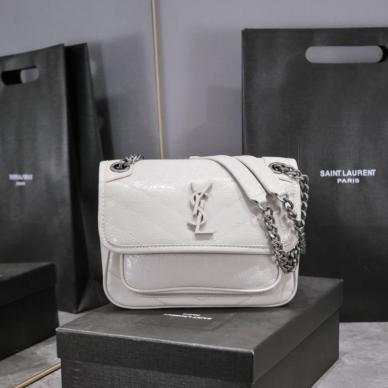 533037 22X16X8cm XMY 11