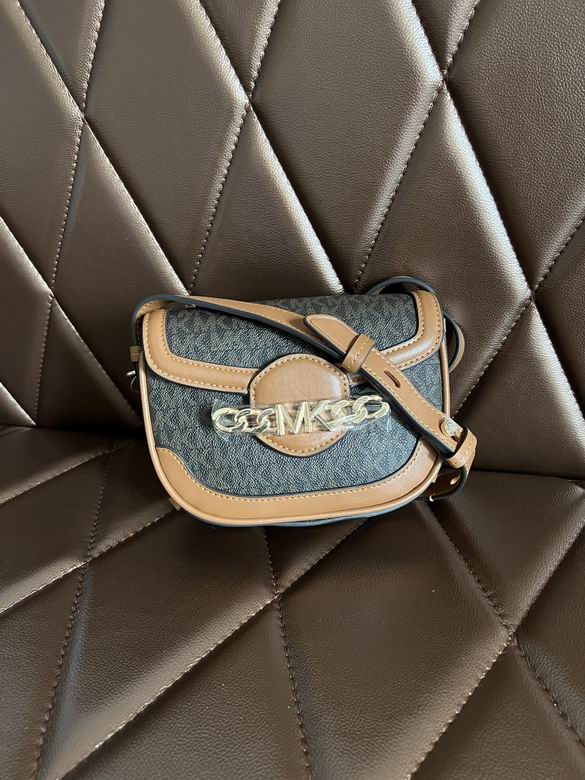 Hally 18X5X14cm 082705 DY 5