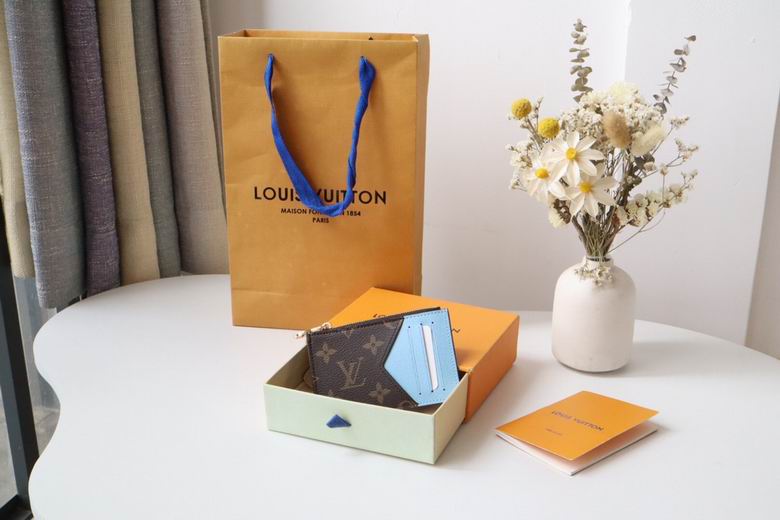 M81882 12X8X0.8cm YG 8