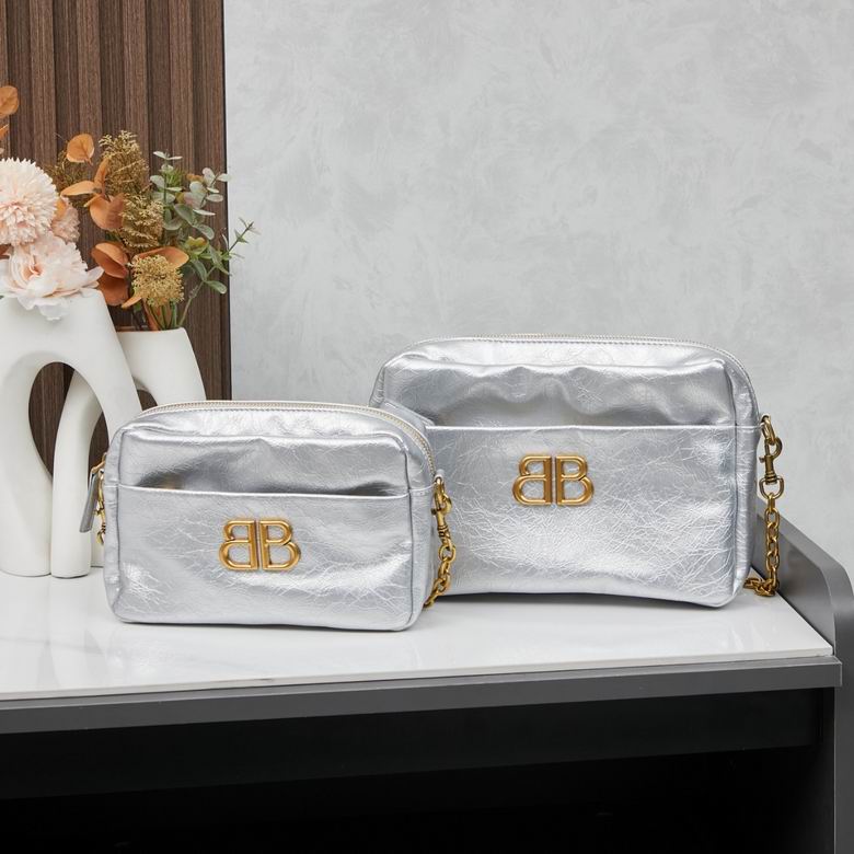 2025 Balenciaga Camera Bag 1��1